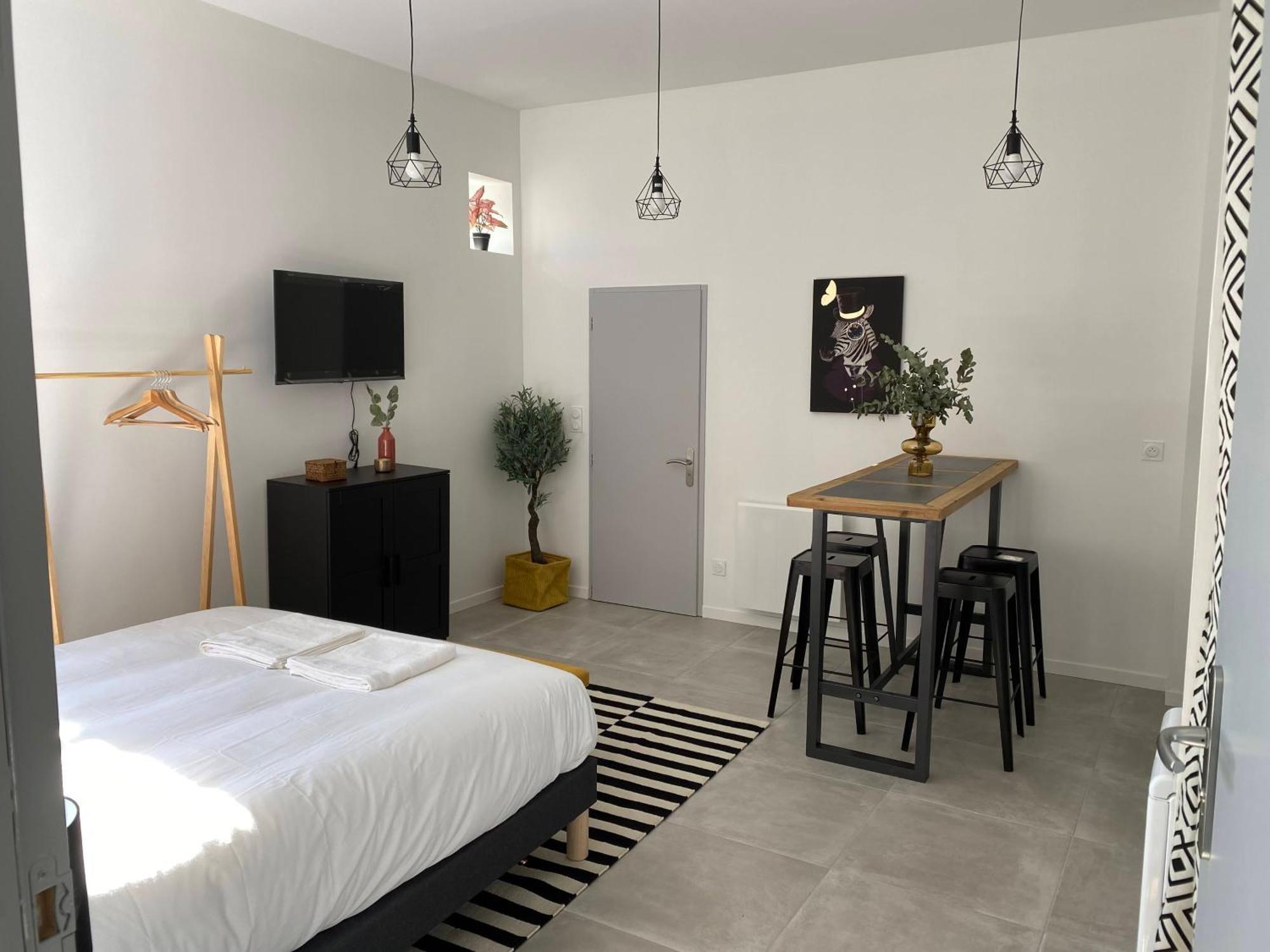 Le Jules Appart'Hotel Romans-sur-Isere Ngoại thất bức ảnh