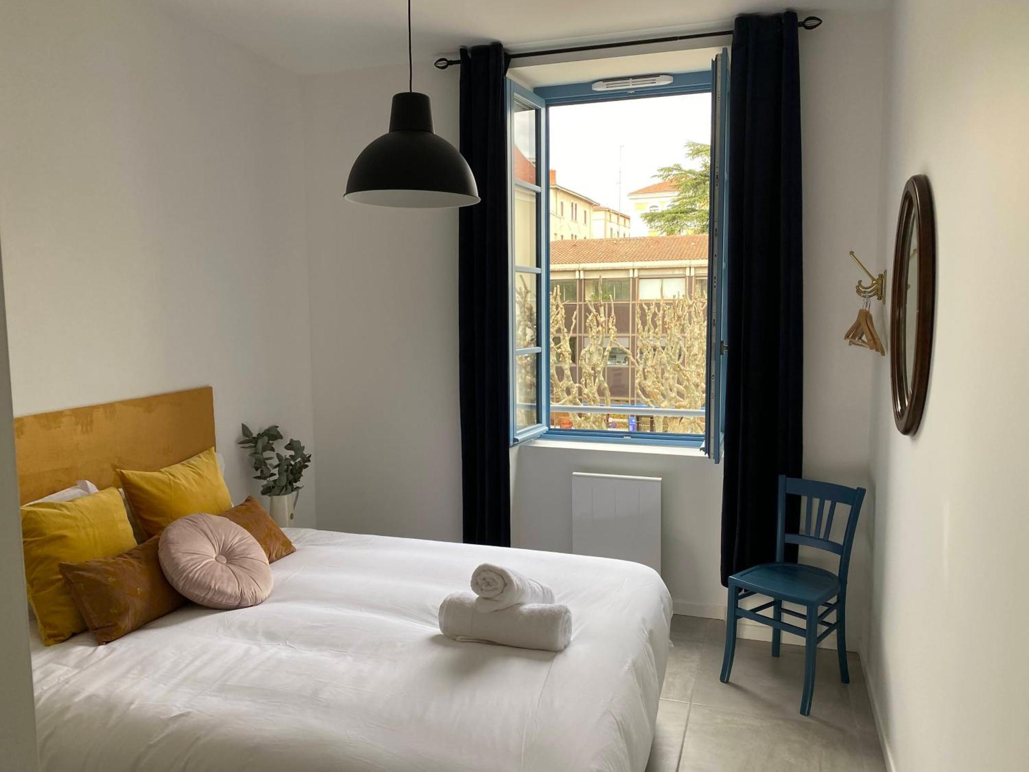 Le Jules Appart'Hotel Romans-sur-Isere Ngoại thất bức ảnh