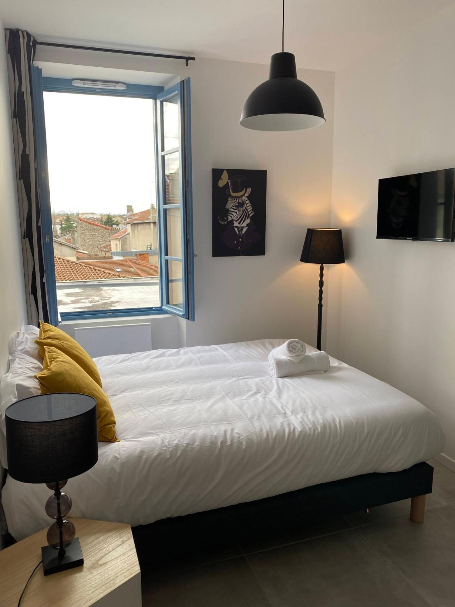 Le Jules Appart'Hotel Romans-sur-Isere Ngoại thất bức ảnh