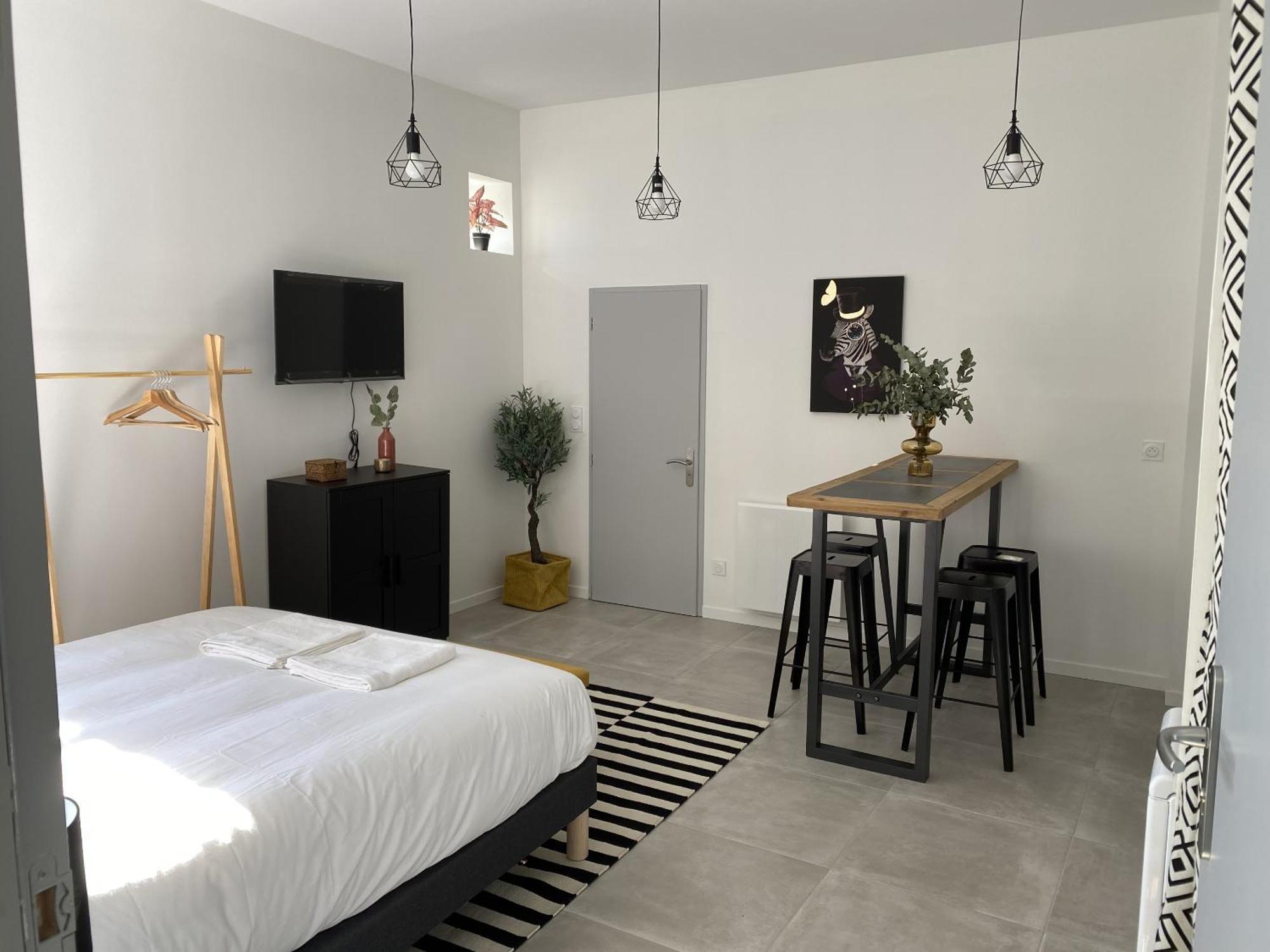 Le Jules Appart'Hotel Romans-sur-Isere Phòng bức ảnh